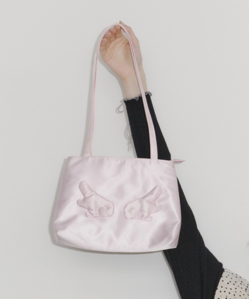 idem(イデム)の「angel satin shoulder bag / エンジェルモチーフサテンショルダーバッグ(ショルダーバッグ・レディース・ピンク/アイボリー/ブラック・FREE)」の22枚目の写真