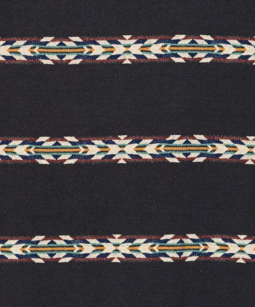 PENDLETON(ペンドルトン)の「PENDLETON/ペンドルトン ロングスリーブ ジャガード Tシャツ(Tシャツ/カットソー・メンズ・ベージュ/チャコールグレー・MEDIUM/LARGE)」の9枚目の写真