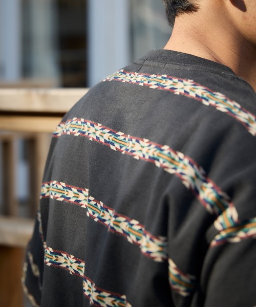 PENDLETON(ペンドルトン)の「PENDLETON/ペンドルトン ロングスリーブ ジャガード Tシャツ(Tシャツ/カットソー・メンズ・ベージュ/チャコールグレー・MEDIUM/LARGE)」の5枚目の写真