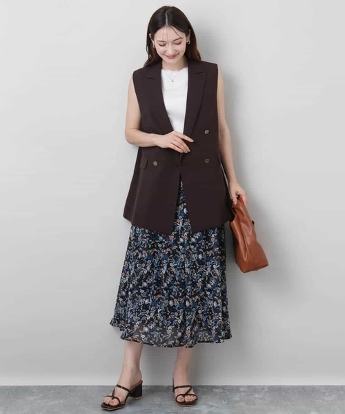 MK MICHEL KLEIN（エムケーミッシェルクラン）の「フラワードットプリントシフォンスカート/洗える（スカート・レディース・ブラック/グレー・38）」の11枚目の写真