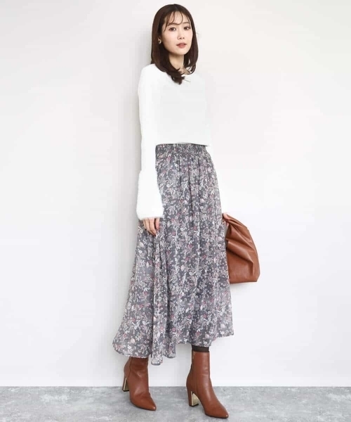 MK MICHEL KLEIN（エムケーミッシェルクラン）の「フラワードットプリントシフォンスカート/洗える（スカート・レディース・ブラック/グレー・38）」の18枚目の写真