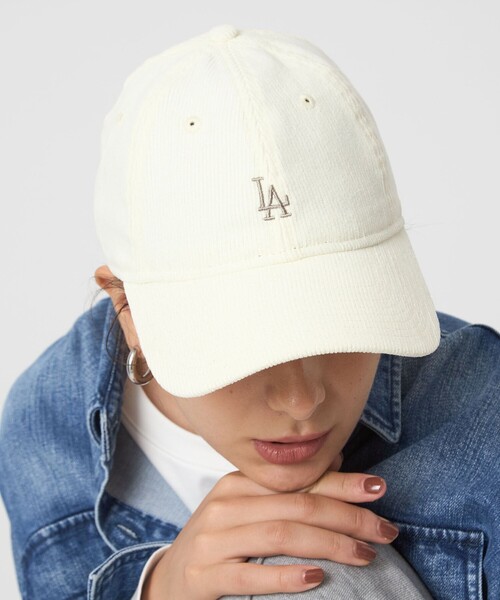 NEW ERA（ニューエラ）の「【別注】＜NEW ERA＞920 MLB コーデュロイ キャップ / 帽子（キャップ・レディース・オフホワイト/ブラック/ダークブラウン/ネイビー・FREE）」の15枚目の写真