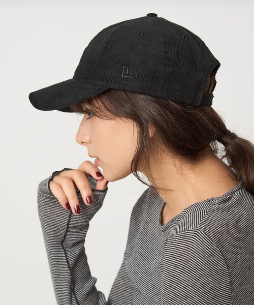 NEW ERA（ニューエラ）の「【別注】＜NEW ERA＞920 MLB コーデュロイ キャップ / 帽子（キャップ・レディース・オフホワイト/ブラック/ダークブラウン/ネイビー・FREE）」の18枚目の写真