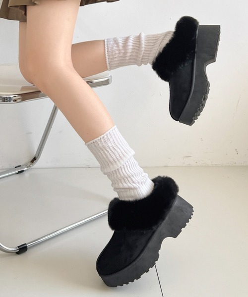 Shoes in Closet(シューズインクローゼット)の「軽量厚底 プラットフォーム ヒール ファー ムートン ブーツ 6489(スリッポン・レディース・ブラック/ブラウン系その他/ベージュ・S/M/L/LL)」の2枚目の写真