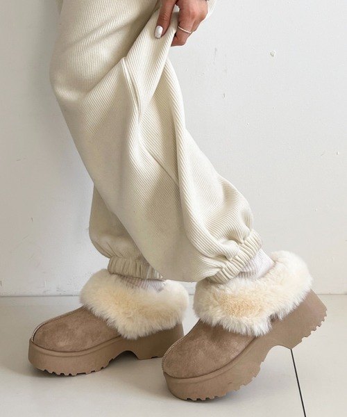 Shoes in Closet(シューズインクローゼット)の「軽量厚底 プラットフォーム ヒール ファー ムートン ブーツ 6489(スリッポン・レディース・ブラック/ブラウン系その他/ベージュ・S/M/L/LL)」の16枚目の写真