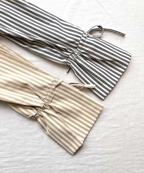 Q（キュー）の「ストライプサイドオープンシャツ（シャツ/ブラウス・レディース・ブラック系その他/ベージュ系その他・MEDIUM）」の13枚目の写真