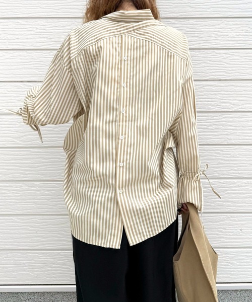Q（キュー）の「ストライプサイドオープンシャツ（シャツ/ブラウス・レディース・ブラック系その他/ベージュ系その他・MEDIUM）」の19枚目の写真
