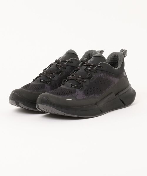 ECCO(エコー)の「マルチユース BIOM 2.2 高機能スニーカー 軽量 高品質レザー(スニーカー・レディース・ブラック・40/41/42/43/39)」の4枚目の写真