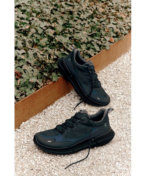 ECCO(エコー)の「マルチユース BIOM 2.2 高機能スニーカー 軽量 高品質レザー(スニーカー・レディース・ブラック・40/41/42/43/39)」の5枚目の写真