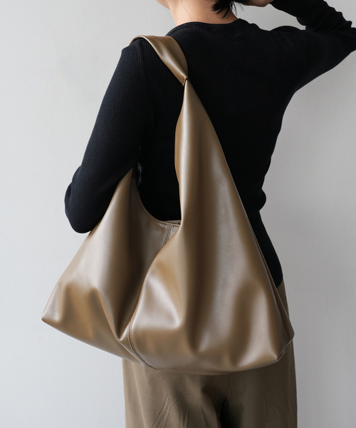 SLOBE IENA(スローブイエナ)の「《追加7》SLOBE トライアングルBAG(トートバッグ・レディース・チョコ/ブラック・FREE)」の14枚目の写真