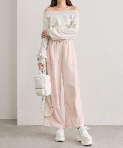 OLIVE des OLIVE（オリーブデオリーブ）の「オフショルスウェット（スウェット・レディース・オートミール/トップグレー/サックスブルー・FREE）」の7枚目の写真