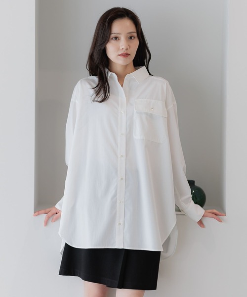 Andemiu(アンデミュウ)の「BIGシルエットシャツ589209(シャツ/ブラウス・レディース・ブルー/オフホワイト/モカ・FREE)」の2枚目の写真