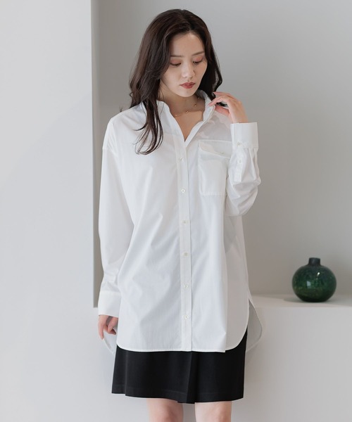 Andemiu(アンデミュウ)の「BIGシルエットシャツ589209(シャツ/ブラウス・レディース・ブルー/オフホワイト/モカ・FREE)」の6枚目の写真