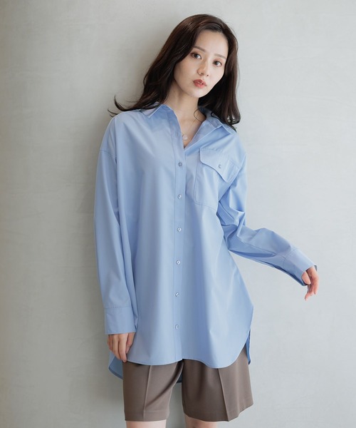 Andemiu(アンデミュウ)の「BIGシルエットシャツ589209(シャツ/ブラウス・レディース・ブルー/オフホワイト/モカ・FREE)」の16枚目の写真