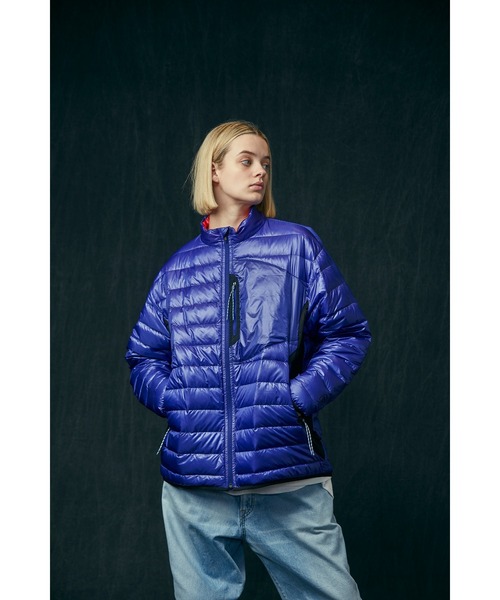 WHIZLIMITED(ウィズリミテッド)の「DOWN SWEATER / NANGA x WHIZLIMITED(ダウンジャケット/コート・メンズ・ブルー/ブラック・LARGE/MEDIUM)」の2枚目の写真