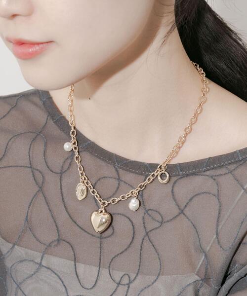 SMELLY(スメリー)の「プックリハートチャームネックレス(ネックレス・レディース・ゴールド系その他・-)」の5枚目の写真