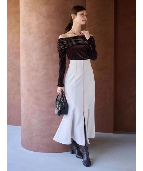 MERCURYDUO（マーキュリーデュオ）の「シャーリングベロアカットソー（Tシャツ/カットソー・レディース・ブラック/イエロー/ピンク/ブラウン・FREE）」の5枚目の写真