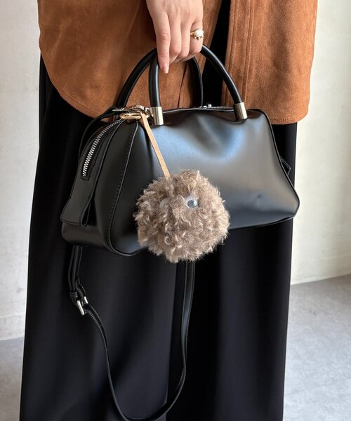 DouDou（ドゥドゥ）の「めだまファーチャーム（その他小物・レディース・グレー/キャメル/グレイッシュベージュ・FREE）」の2枚目の写真