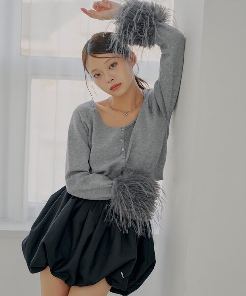 cygne 黒 ファー風ショート丈長袖カーディガン SNIDEL カーディガン