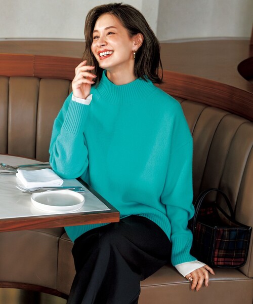 UNFILO（アンフィーロ）の「サテン レイヤードブラウス（シャツ/ブラウス・レディース・ホワイト系/アイボリー系/グレー系/スカイブルー系・MEDIUM/LARGE/SMALL）」の19枚目の写真