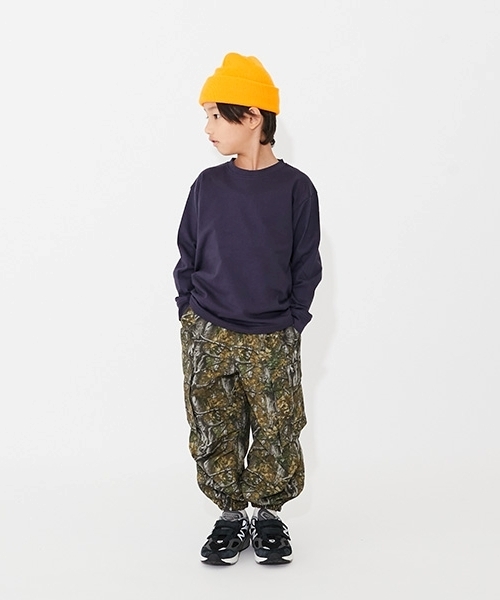 GLAZOS（グラソス）の「【SKIT0LY】【プチプラ】バックサークルロゴ長袖Tシャツ（Tシャツ/カットソー・キッズ・イエロー/ネイビー/ブラック/ブルー/オレンジ/ホワイト/グリーン/ブラウン・140cm/100cm/120cm/110cm/130cm）」の17枚目の写真