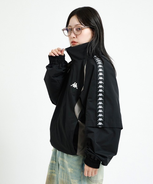 Perushu(ペルーシュ)の「Perushu × Kappa コラボスタンドネックブルゾン(ジャージ・メンズ・ボルドー/ブラック/ホワイト・LARGE/SMALL/MEDIUM)」の15枚目の写真