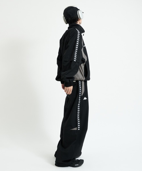 Perushu(ペルーシュ)の「Perushu × Kappa コラボスタンドネックブルゾン(ジャージ・メンズ・ボルドー/ブラック/ホワイト・LARGE/SMALL/MEDIUM)」の22枚目の写真
