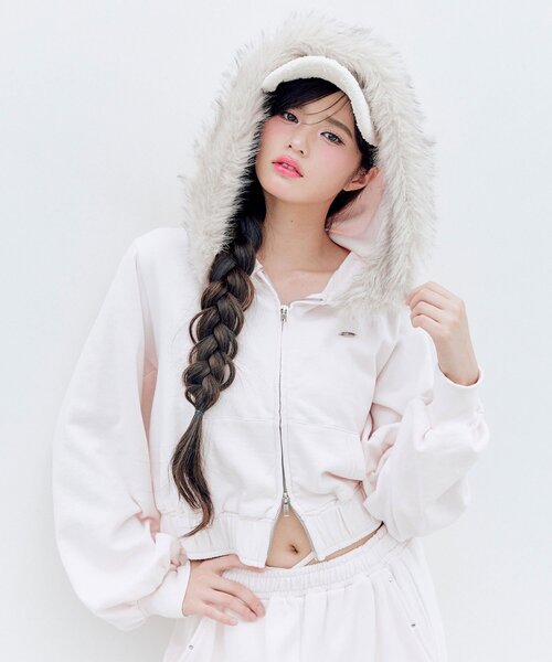 ピグメントファー付きパーカー（パーカー）｜OLIVE des OLIVE