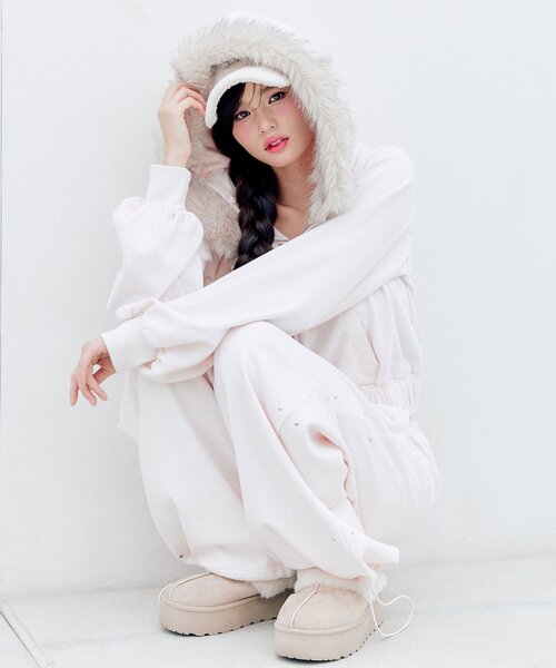 ピグメントファー付きパーカー（パーカー）｜OLIVE des OLIVE