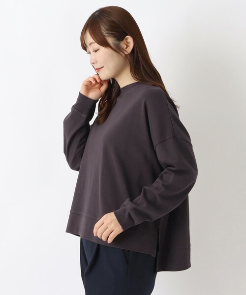 one'sterrace(ワンズテラス)の「ヘビーウェイト天竺脇スリットワイドプルオーバー(Tシャツ/カットソー・レディース・ブラック系8/ネイビー系5/パープル系2/ブルー系その他7/ブラウン系8・02)」の1枚目の写真