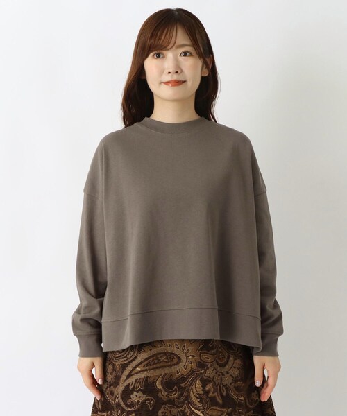 one'sterrace(ワンズテラス)の「ヘビーウェイト天竺脇スリットワイドプルオーバー(Tシャツ/カットソー・レディース・ブラック系8/ネイビー系5/パープル系2/ブルー系その他7/ブラウン系8・02)」の6枚目の写真