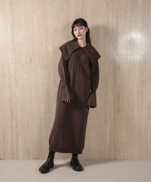 lawgy(ラウジー)の「big collar cuffs flare op / ビッグカラーカフスフレアワンピース(ワンピース・レディース・チャコール/ホワイト/ブラウン・FREE)」の4枚目の写真