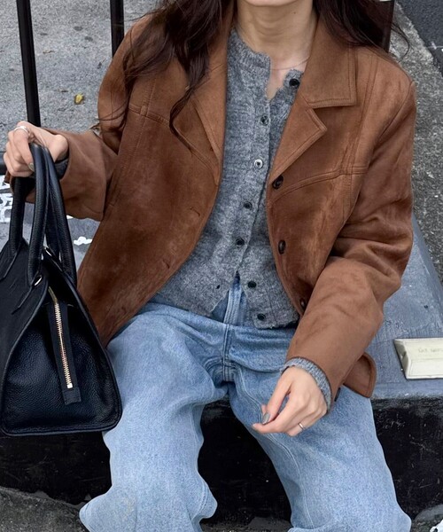 fredy emue(フレディエミュ)の「フェイクスエードジャケット(ダウンジャケット/コート・レディース・ブラウン/ベージュ・38)」の6枚目の写真