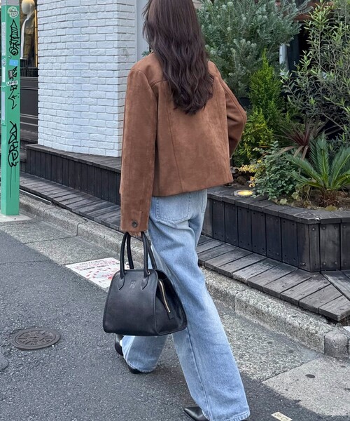 fredy emue(フレディエミュ)の「フェイクスエードジャケット(ダウンジャケット/コート・レディース・ブラウン/ベージュ・38)」の7枚目の写真