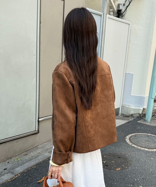 fredy emue(フレディエミュ)の「フェイクスエードジャケット(ダウンジャケット/コート・レディース・ブラウン/ベージュ・38)」の15枚目の写真