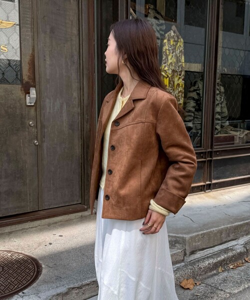 fredy emue(フレディエミュ)の「フェイクスエードジャケット(ダウンジャケット/コート・レディース・ブラウン/ベージュ・38)」の16枚目の写真