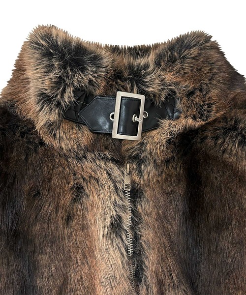 ANDGEEBEE(アンジービー)の「ベルトエコファーコート(その他アウター・レディース・ブラウン/グレー・FREE)」の14枚目の写真