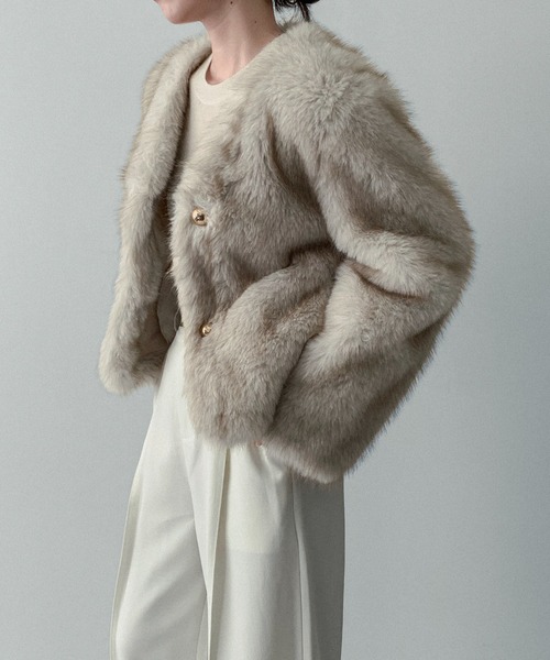 on:nue】[着用動画あり！] 金釦フェイクファーコート /2025 AW