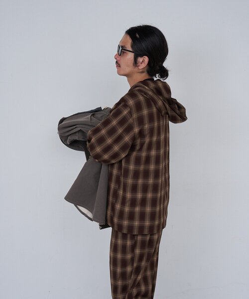 Kastane（カスタネ）の「*【セットアップ対応/チェック&ストライプ/ユニセックス】BM フードシャツ（シャツ/ブラウス・レディース・ブラック/ブラウン/ブルー・FREE）」の15枚目の写真