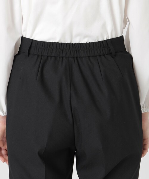 BLUE LABEL CRESTBRIDGE(ブルーレーベルクレストブリッジ)の「プレーンウォッシャブルテーパードパンツ(その他パンツ・レディース・ベージュ/ブラック・38/36)」の7枚目の写真