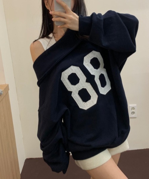 FREE STYLISTS(フリー スタイリスト)の「YUGA_YGMC Off-the-shoulder logo sweatshirt(スウェット・レディース・ネイビー/ライトグレー・FREE)」の13枚目の写真