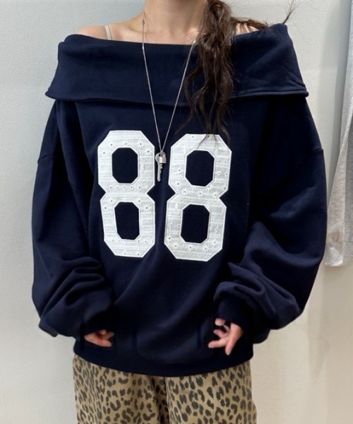 FREE STYLISTS(フリー スタイリスト)の「YUGA_YGMC Off-the-shoulder logo sweatshirt(スウェット・レディース・ネイビー/ライトグレー・FREE)」の15枚目の写真