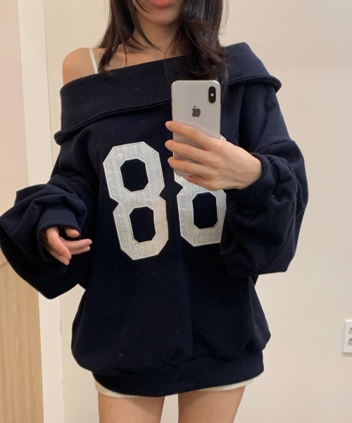 FREE STYLISTS(フリー スタイリスト)の「YUGA_YGMC Off-the-shoulder logo sweatshirt(スウェット・レディース・ネイビー/ライトグレー・FREE)」の19枚目の写真