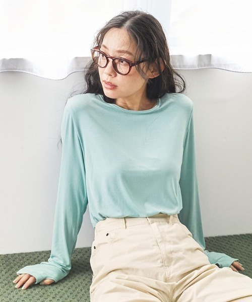 and myera(アンド マイラ)の「and myera サムホールTシャツ(Tシャツ/カットソー・レディース・ミント/ブラック/グレー・M/L/LL/S)」の3枚目の写真