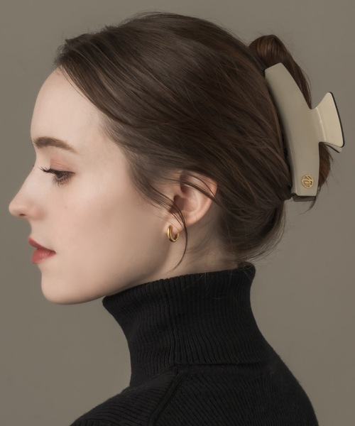muku(ムク)の「HAIR CLIP/NEW TWOTONE(バレッタ/ヘアクリップ・レディース・ブラック/アイボリー・FREE)」の6枚目の写真