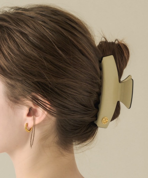 muku(ムク)の「HAIR CLIP/NEW TWOTONE(バレッタ/ヘアクリップ・レディース・ブラック/アイボリー・FREE)」の20枚目の写真