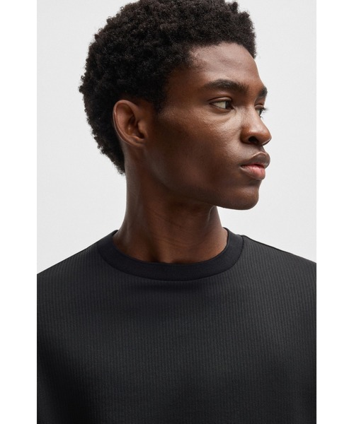 BOSS(ボス)の「レギュラーフィットTシャツ コットンブレンド シアサッカーファブリック(Tシャツ/カットソー・メンズ・ブラック/ダークオレンジ・M/S/L/XL/XXL)」の7枚目の写真