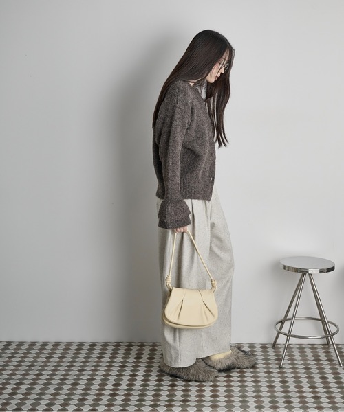 THE YOn（ザヨン）の「タックデザインショルダーバッグ（ショルダーバッグ・レディース・サックスブルー/イエロー/ブラック・FREE）」の11枚目の写真