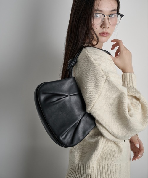 THE YOn（ザヨン）の「タックデザインショルダーバッグ（ショルダーバッグ・レディース・サックスブルー/イエロー/ブラック・FREE）」の20枚目の写真