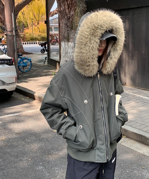FAVORITO(ファヴォリート)の「フード付き裏ボアジャケット(その他アウター・レディース・ブラック/グリーン・S/M/L/XL)」の9枚目の写真